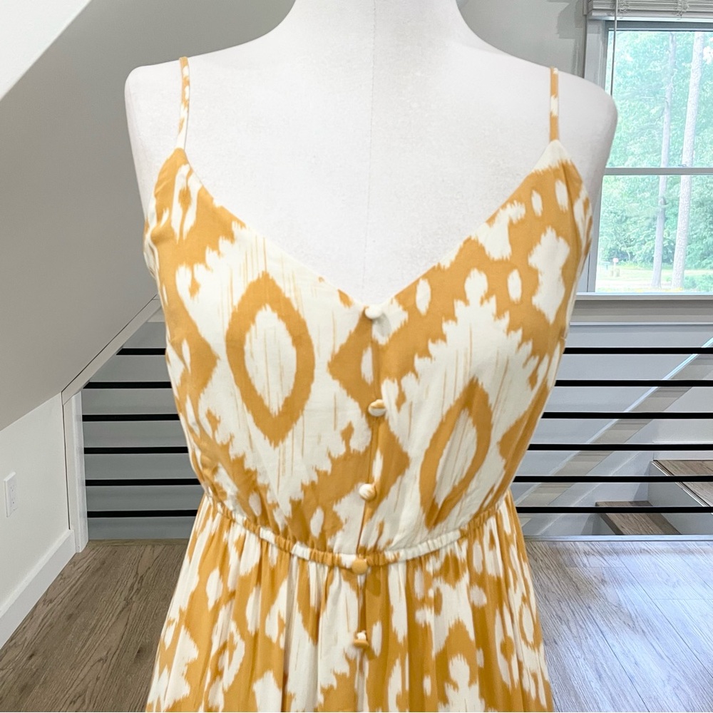 White and gold, yellow bohemian maxi dress with buttons - Picture 3 of 8